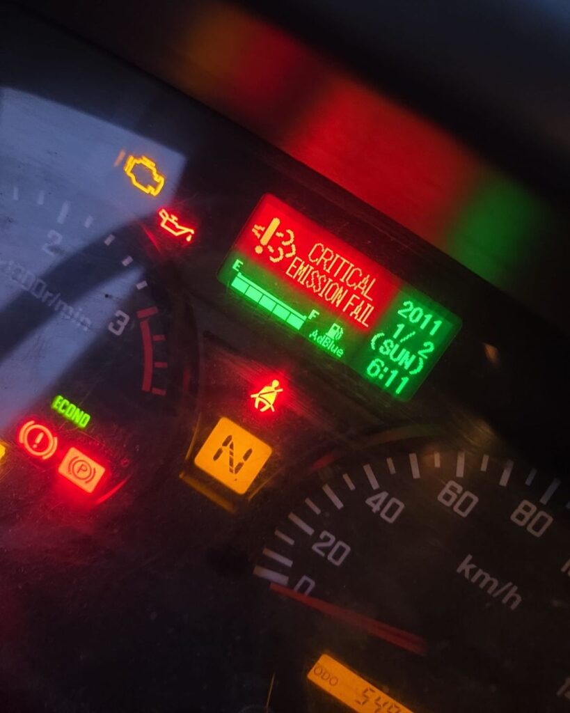 ביטול אוריאה למשאית לאחר תקלה במערכת AdBlue והודעת Critical Emission Fail בלוח השעונים